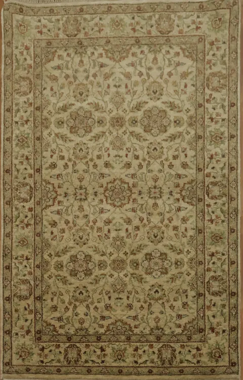 Intricate Motif Luxury Agra Oriental Rug 4x6