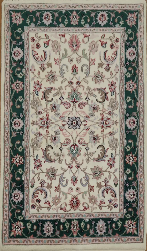 Traditional Floral Ivory with Green Border Kashan Foyer Rug 3x5