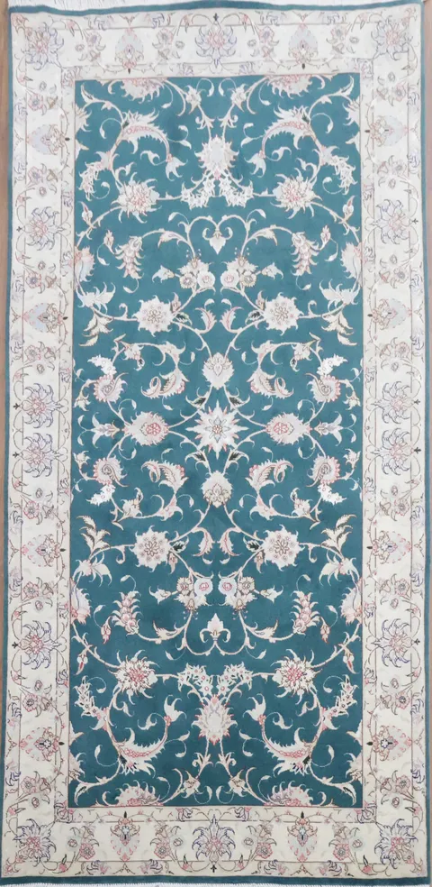 Teal and Ivory Persian Ornamental Rug, Perfect for Living Rooms Runner 3x7