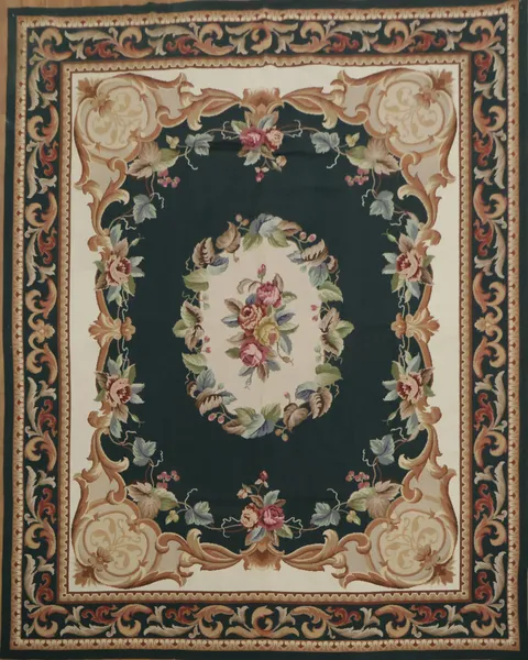 Elegant Traditional Aubusson Tapestries Rug with Stunning Floral Central Design 8x10