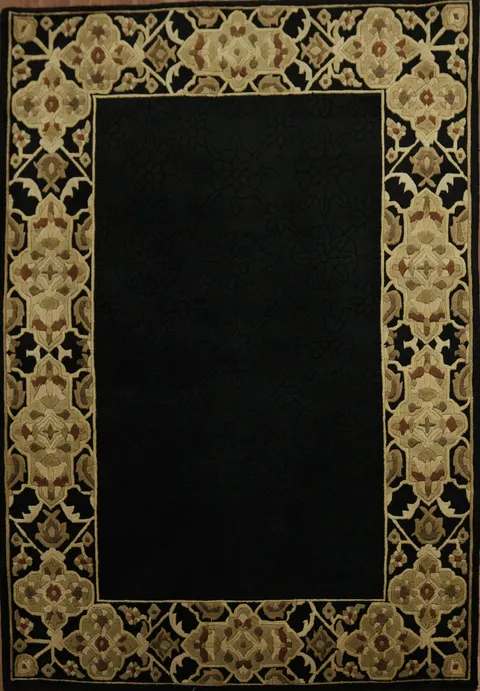 Luxurious Rectangular Nepalese Oriental Area Rug 4x6