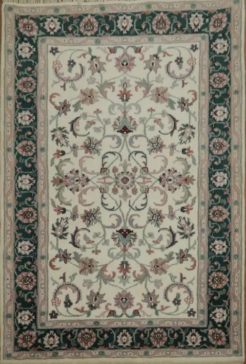 Classic Ivory Traditional Oriental Kashan Area Rug 4x6