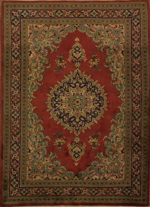Traditional Red Viss Persian Area Rug 7x10