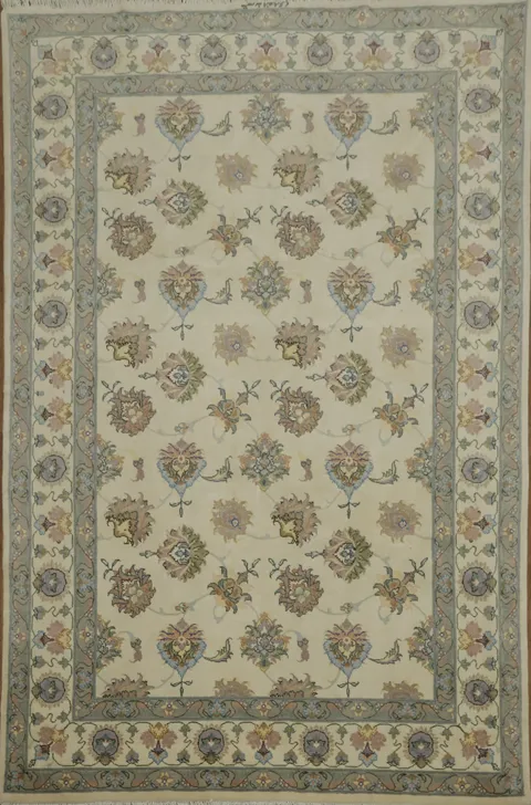Elegant Floral Tabriz Persian Area Rug 7x10