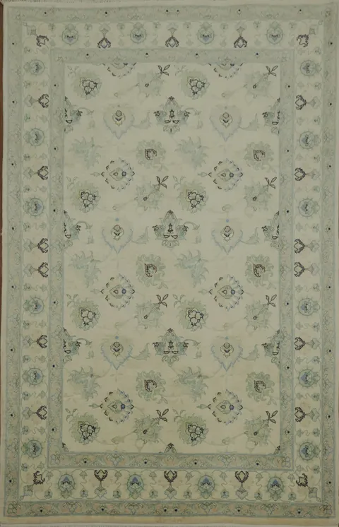 Elegant Hand-Knotted Tabriz Persian Area Rug 6x10