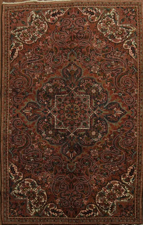 Elegant Heriz Persian Area Rug 5x8