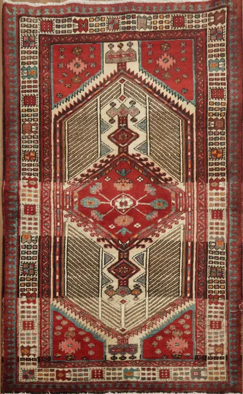 Intricate Patterns: Ardebil Persian Rug 3x5
