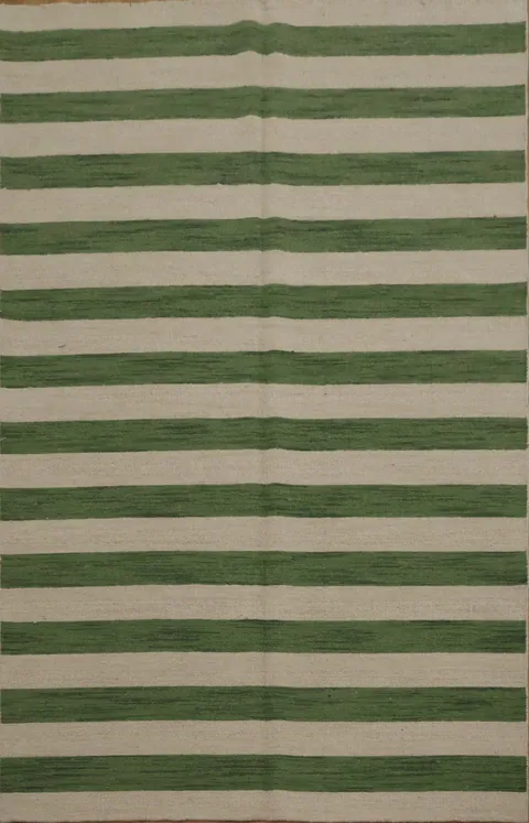 Reversible Chic Green Stripes Over Cream Background Area Rug 5x8