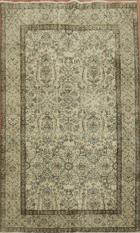 Chic Vintage Anatolian Turkish Rug 4x7