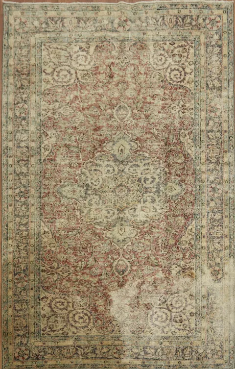 Old Vintage Anatolian Turkish Area Rug 5x9