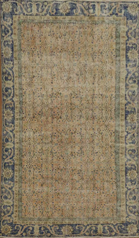 Vintage Handmade Anatolian Turkish Area Rug 6x9