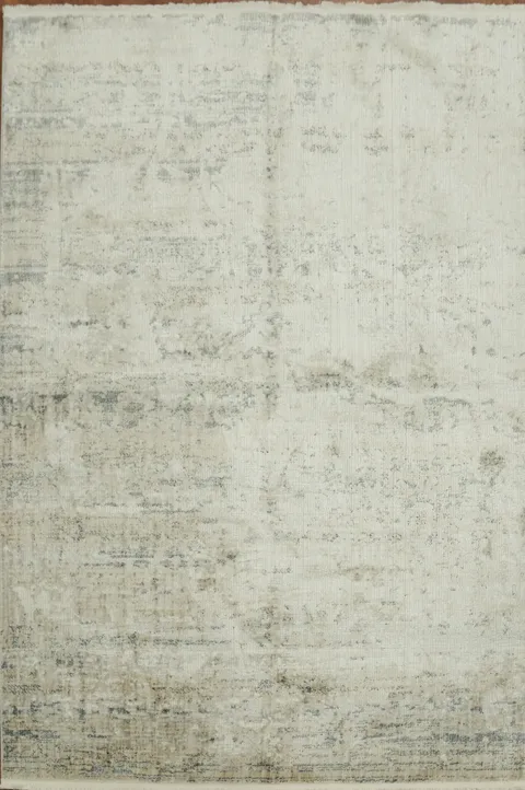 Ivory and Gray Aged Rug: Blending Classic and Modern Styles 5x8