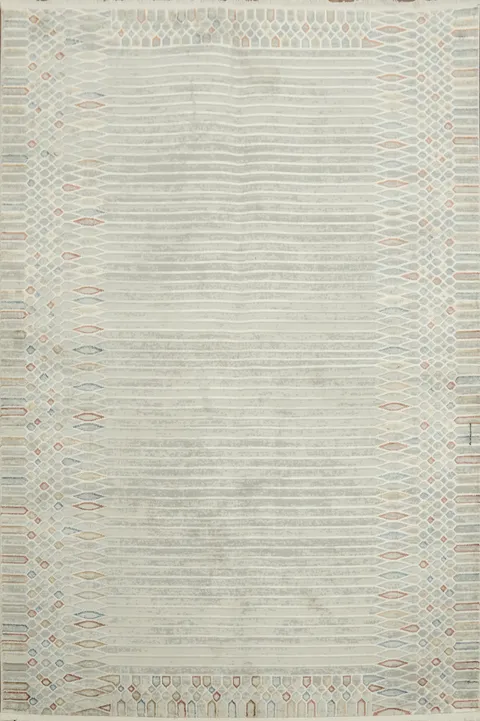 Elegant Minimalist Rug with Subtle Geometric Border Details 5x8