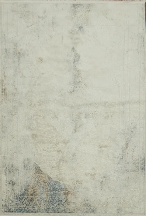 Soft Cream-Toned Distressed Rug with Marble Effect Design 5x8