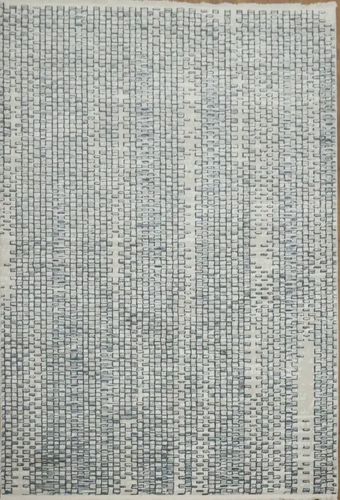 Blue and White Geometric Rug to Enhance Modern Decor 5x8