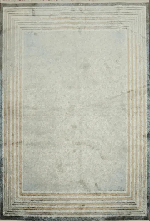 Contemporary Gray Rug with Layered Border Detailing 5x8
