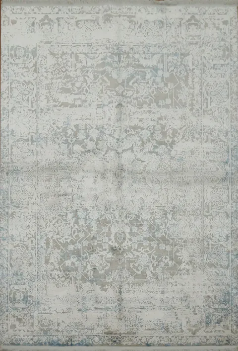 Grey Distressed Area Rug Featuring Delicate Blue and Beige Tones 5x8