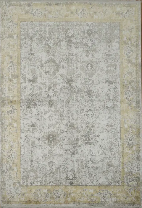 Intricate Gray and Gold Vintage Style Decorative Rug 5x8