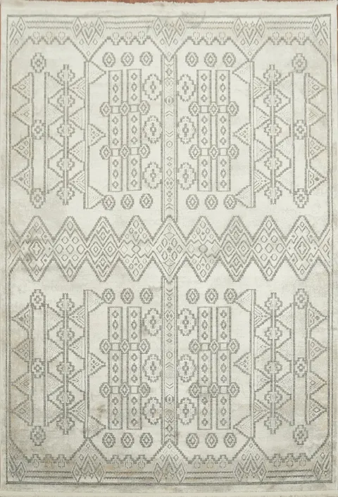 Modern Minimalist Rug Featuring Detailed Geometric Patterns 5x8