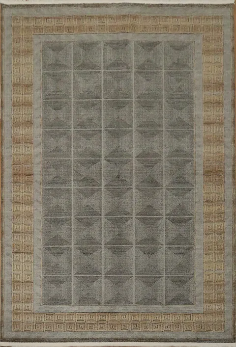 Elegant Textured Area Rug Featuring Subtle Beige Borders 5x8