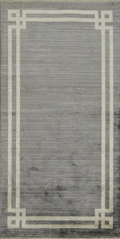 Contemporary Gray Rug With Sophisticated Ivory Accents 3x6