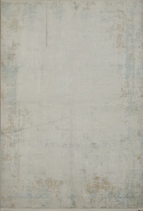 Chic Ambiance: Distressed Rug with Soft Blue Accents 5x8