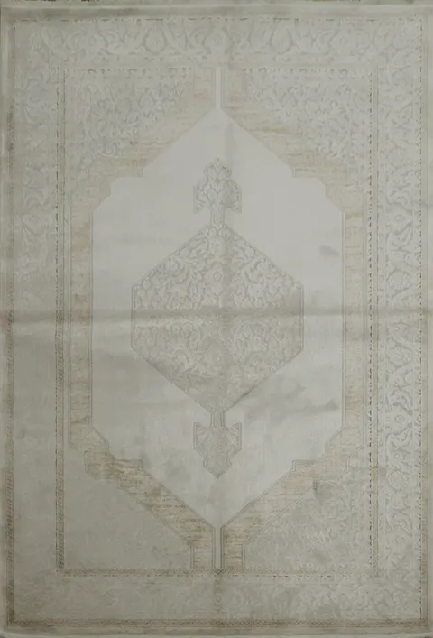 Traditional Medallion Rug in Earthy Hues for Timeless Elegance 5x8