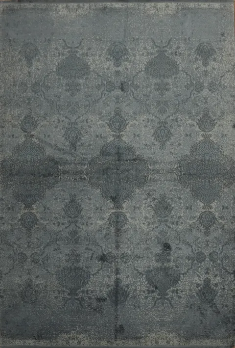 Timeless Antique Style Rug with Graceful Blue Patterns 5x8