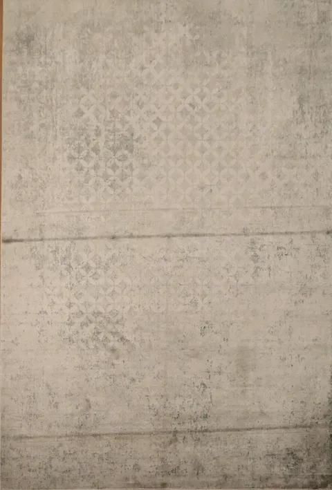 Neutral Tones: Versatile Beige Rug for Any Room Decor 5x8