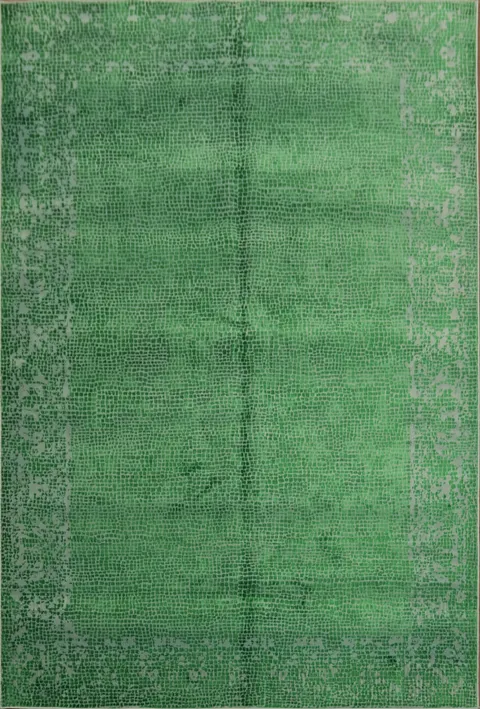 Rich Green Carpet with Timeless Vintage Charm and Elegance 5x8