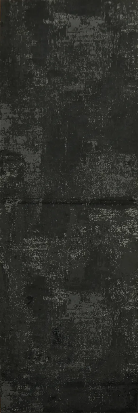Distressed Black Runner Rug: Timeless Elegance for Modern Interiors 3x10