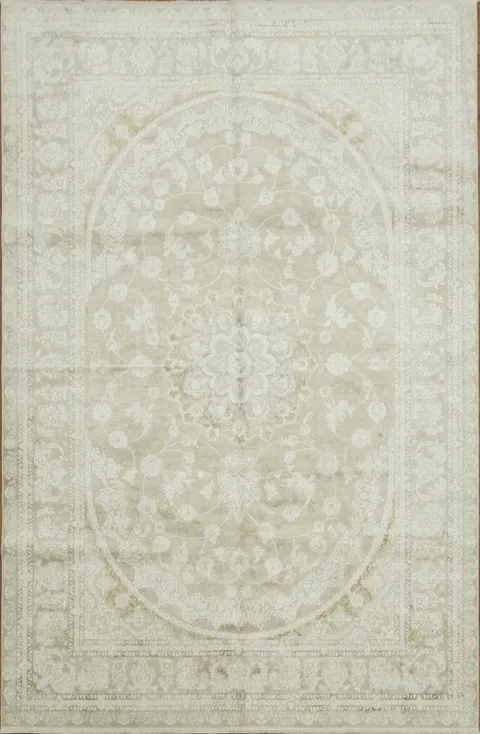 Sophisticated Ivory Rug with Intricate Floral Patterns 6x10