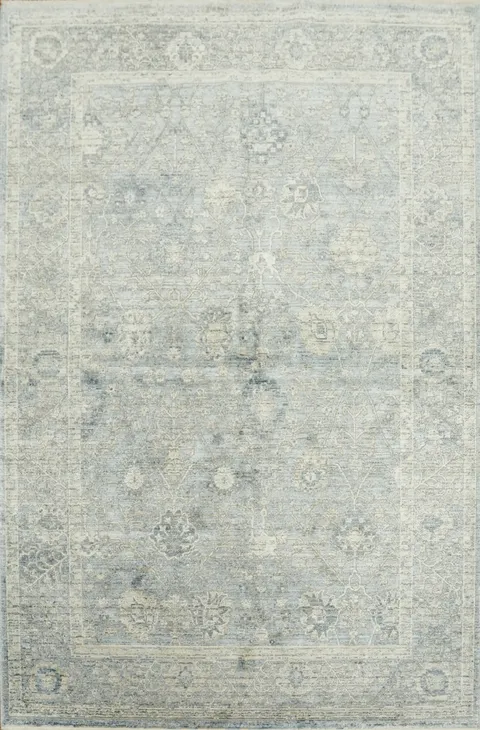 Hand-Crafted Rug with Subtle Intricate Patterns and Design 5x8