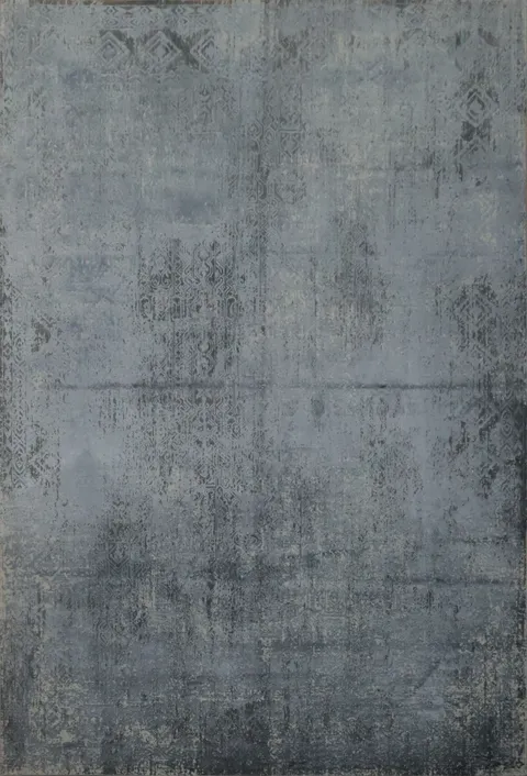 Embrace Elegance with Our Exquisite Grey Patterned Rug 5x8