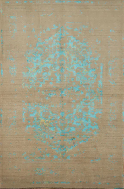 Sophisticated Neutral Rug Featuring Teal Highlights 7x10