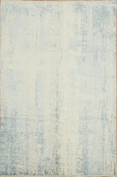 Sophistication in Simplicity: Subtle Blue Modern Rug 7x10