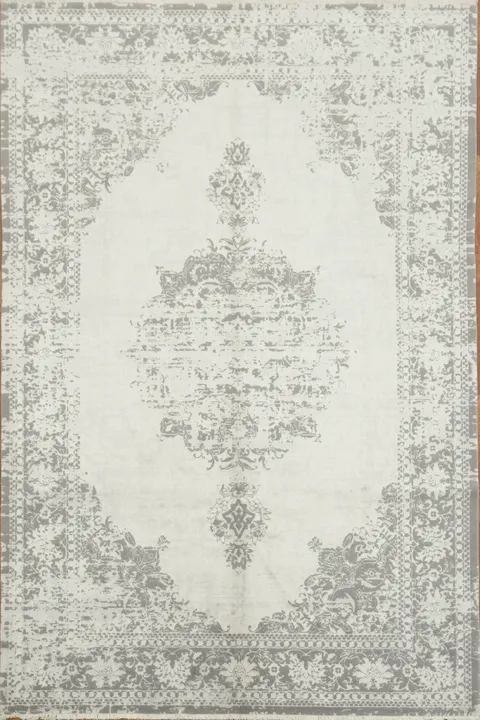 Elegant Vintage Floral Rug with Timeless Grayscale Patterns 7x10