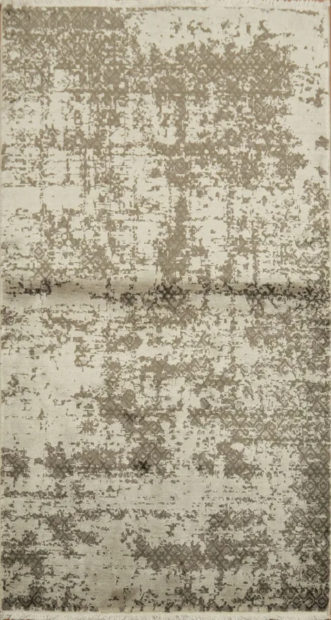 Contemporary Abstract Patterned Rug in Soft Earthy Tones