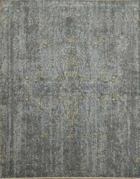 Add Graceful Elegance with this Classic Style Rug