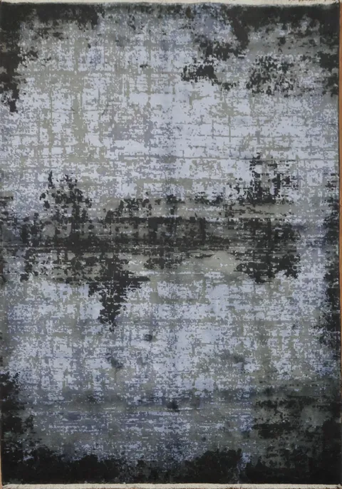 Contemporary Artistry: Black and Blue Rug with Subtle Elegance