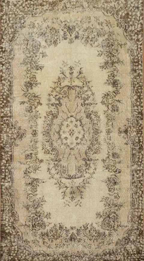 Classic Beige Rug with Intricate Brown Floral Patterns 4x7