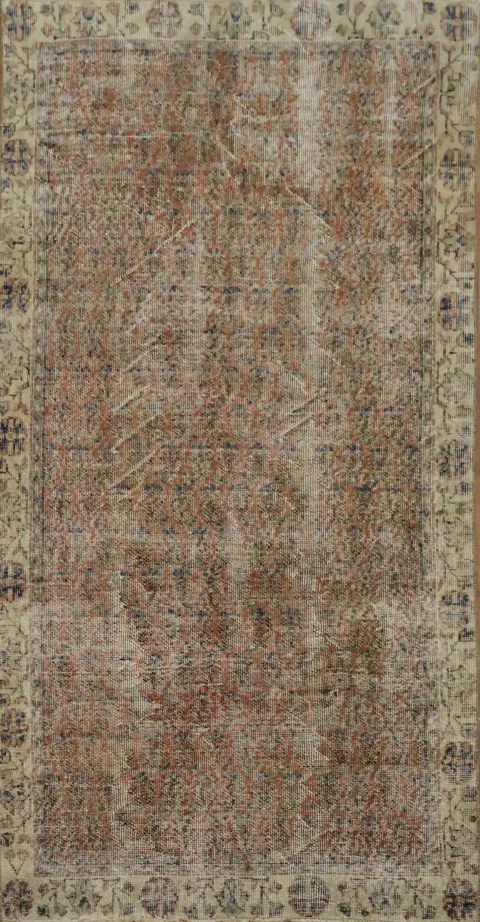 Exquisite oriental rug with timeless design elements Vintage Area Rug 3x6