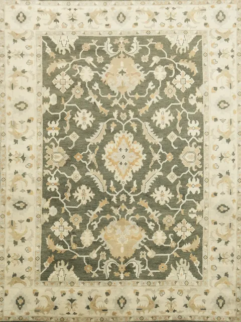 Traditional Ivory and Green Hand-Knotted Floral Pattern Rug 9x12 ft