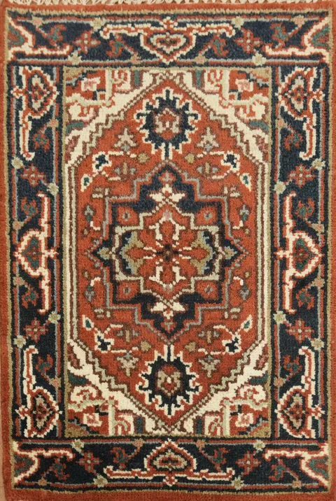 Traditional Oriental Rug Perfect for Cozy Living Spaces 2x3