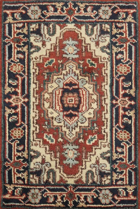 Sophisticated Wool Rug in Rich Earthy Hues 2x3