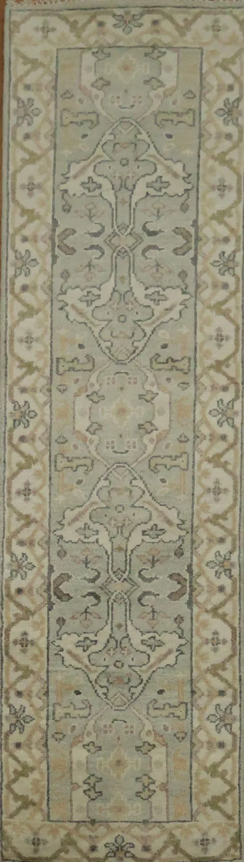 Classic Long Runner Rug in Neutral Tones 3x10