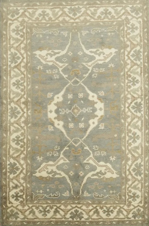 Traditional Grey and Ivory Oushak Rug in Serene Colors 4'x7'