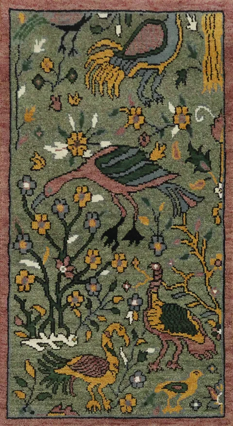 Elegant Green Rug Featuring Birds and Floral Patterns 3'x5'
