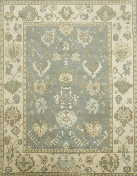 9'x12' Classic Persian-Style Rug with Muted Tones and Intricate Design