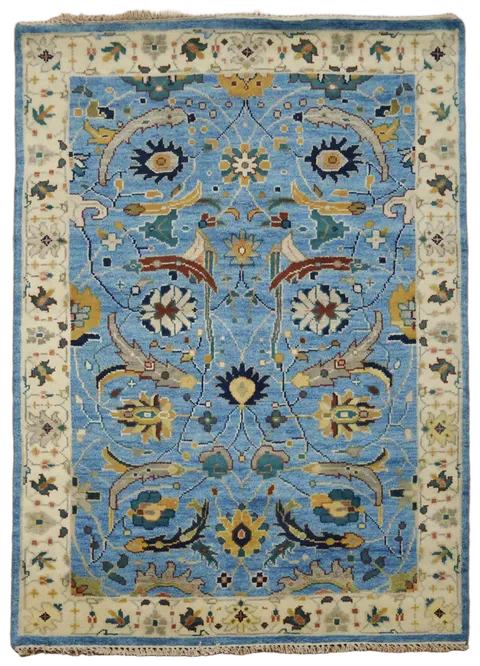 Blue and Ivory Traditional Rug for Sophisticated Interiors 5'x7'